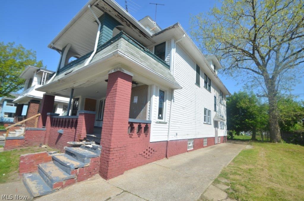 Parkway 01 - Residential Income