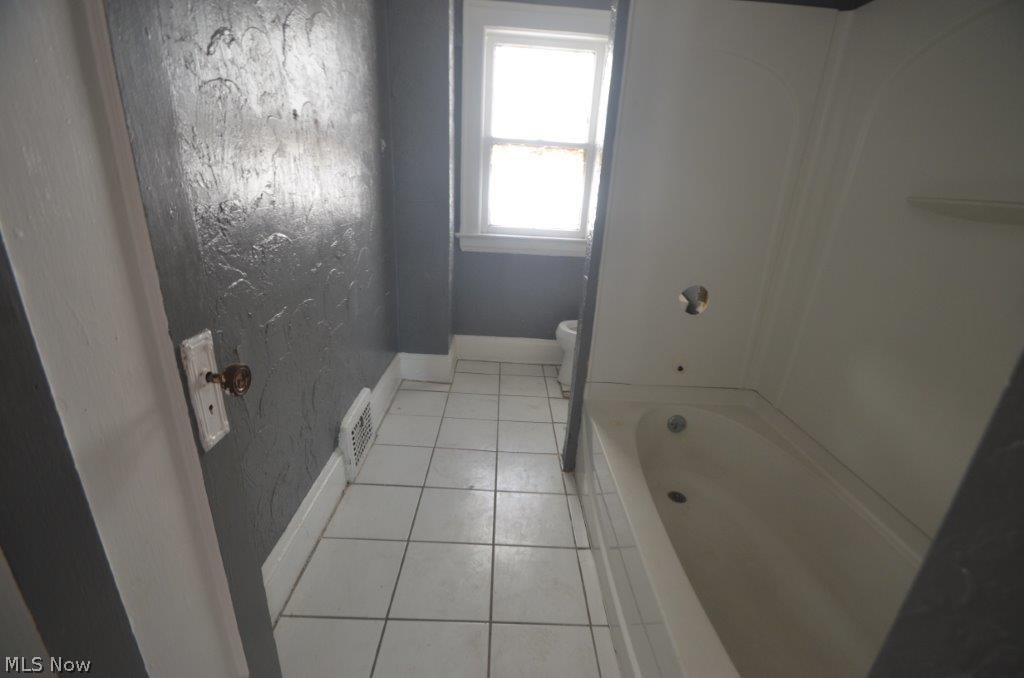 Parkway 01 - Residential Income