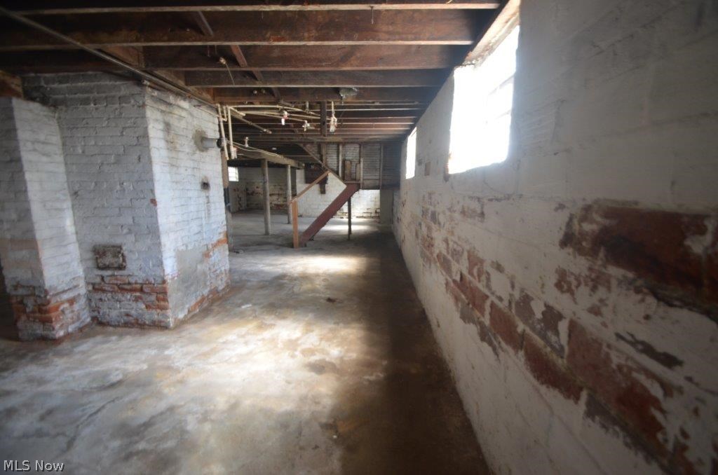 Parkway 01 - Residential Income