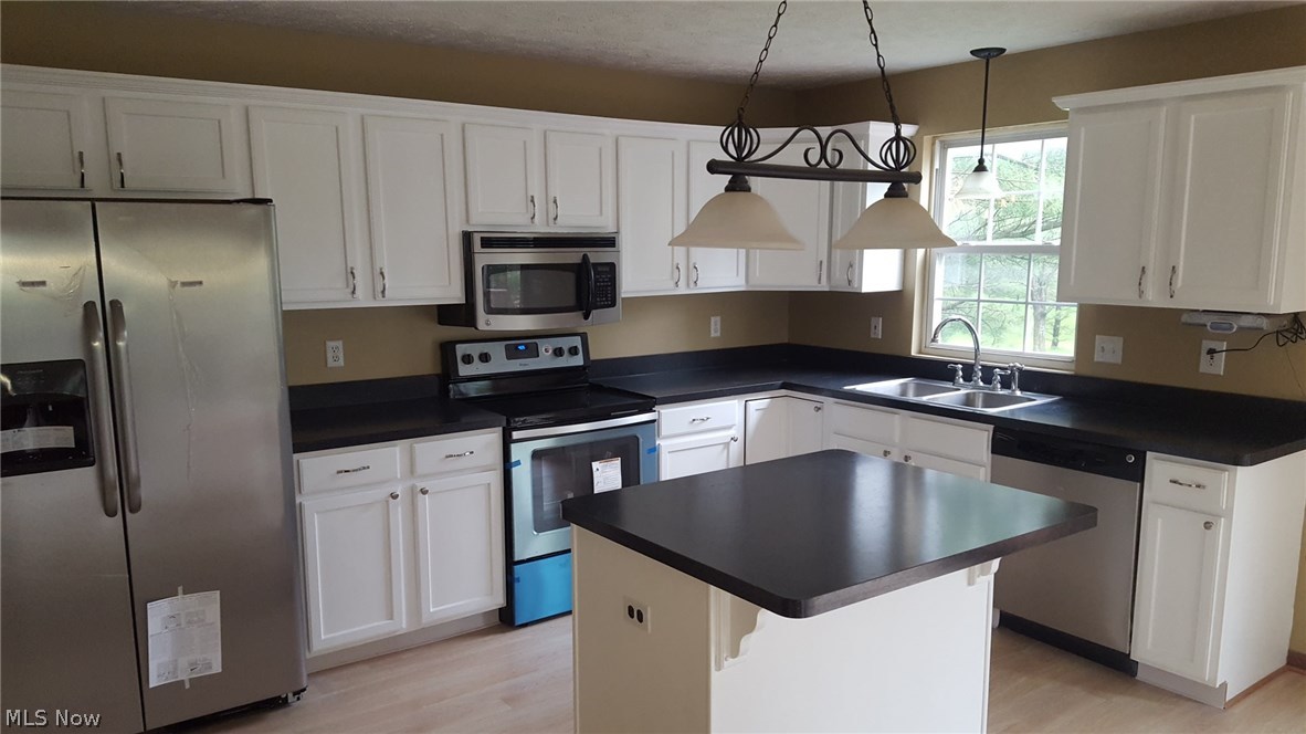 Woods Of Burlington - Residential