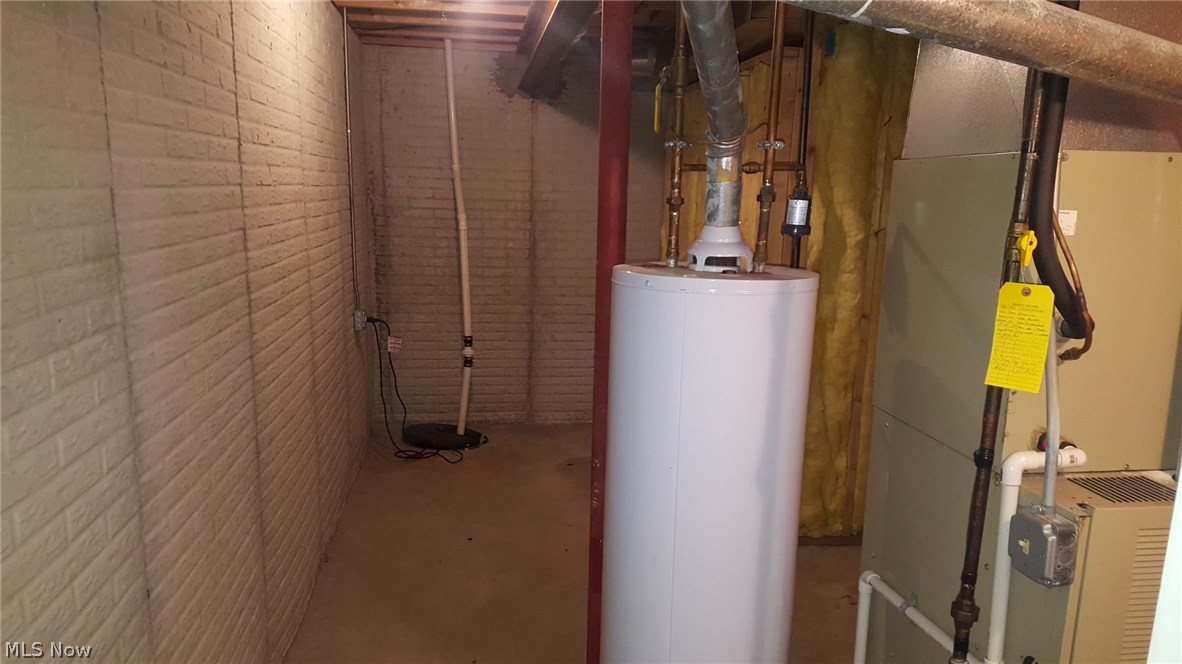 Woods Of Burlington - Residential