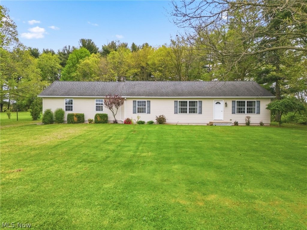 Photo of 9084 Plymouth Street, Hanoverton, OH 44423 (MLS # 5206805)
