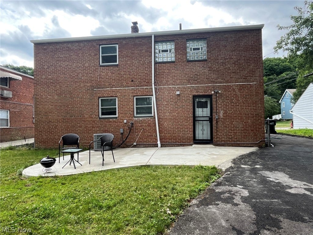 Photo of 28061 Tremaine Drive, Euclid, OH 44132 (MLS # 5218864)