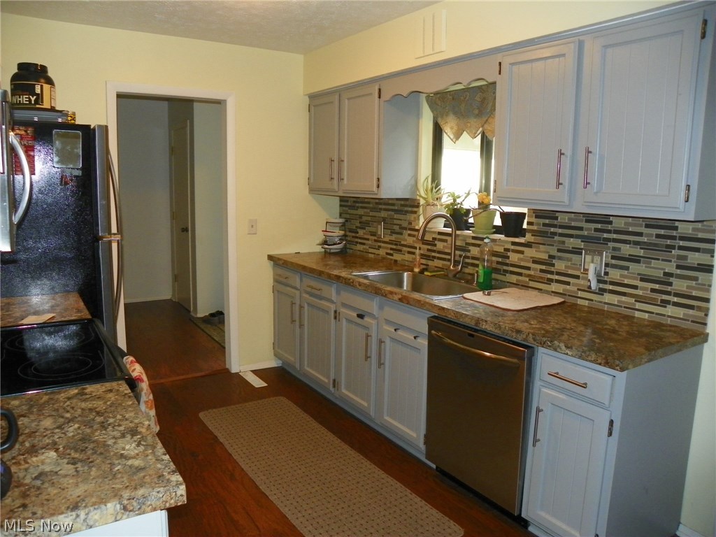 Briarwood Condos - Residential