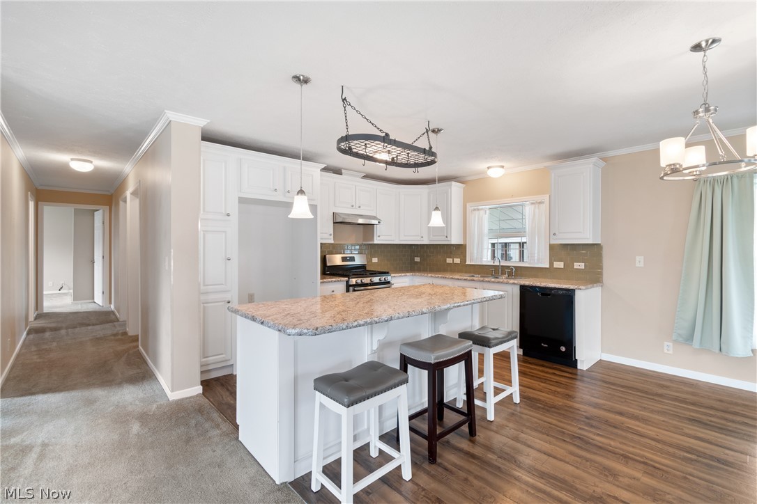 Navarre Village - Residential