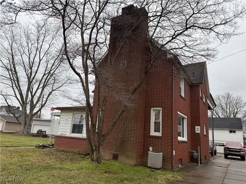 126 4th Street SW Strasburg OH 44680