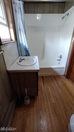 Village/Strasburg - Commercial Sale