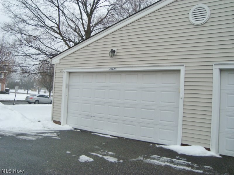 Bear Crk Village Condo 01 - Residential