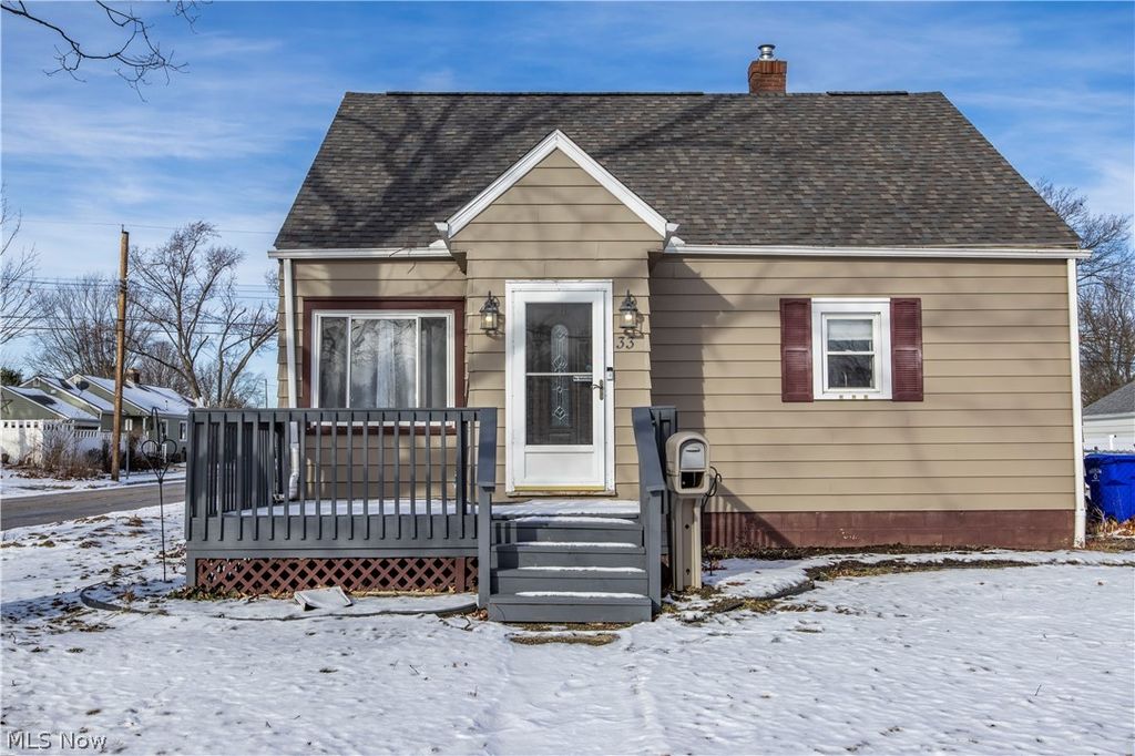 Photo of 33 Pierce Avenue, Cuyahoga Falls, OH 44221 (MLS # 5208247)