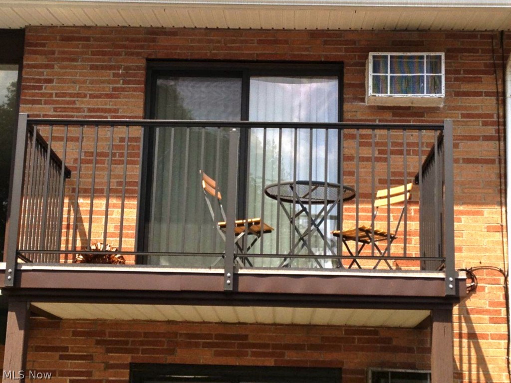 Northwoods Condo - Residential