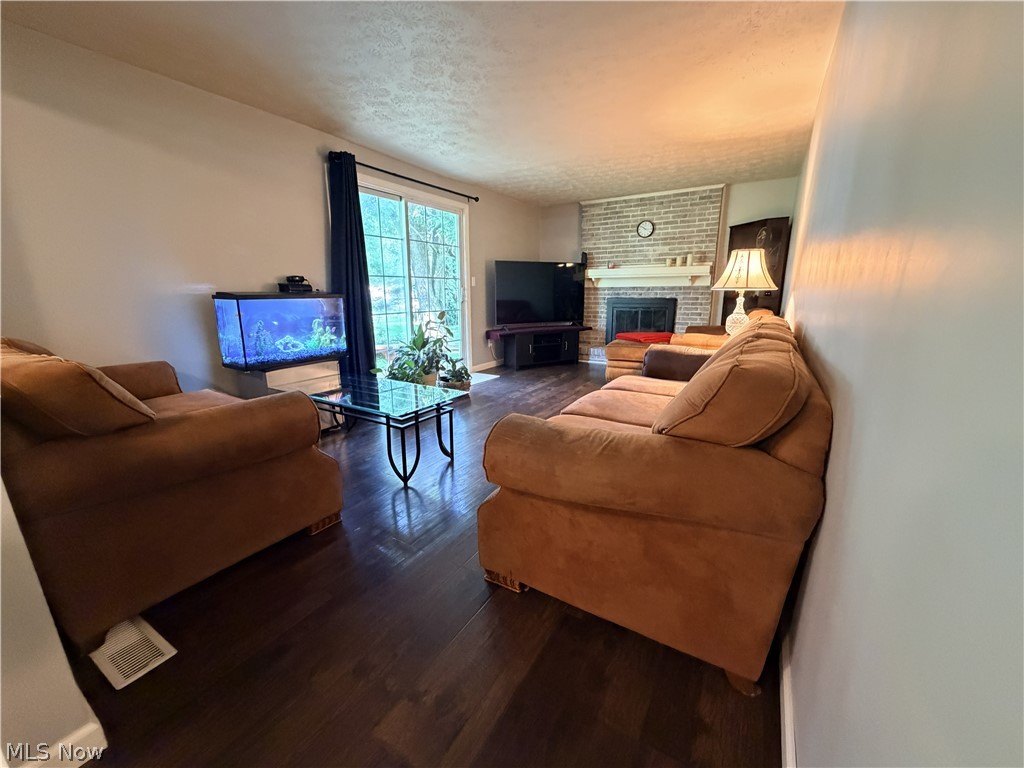 Burning Oaks - Residential