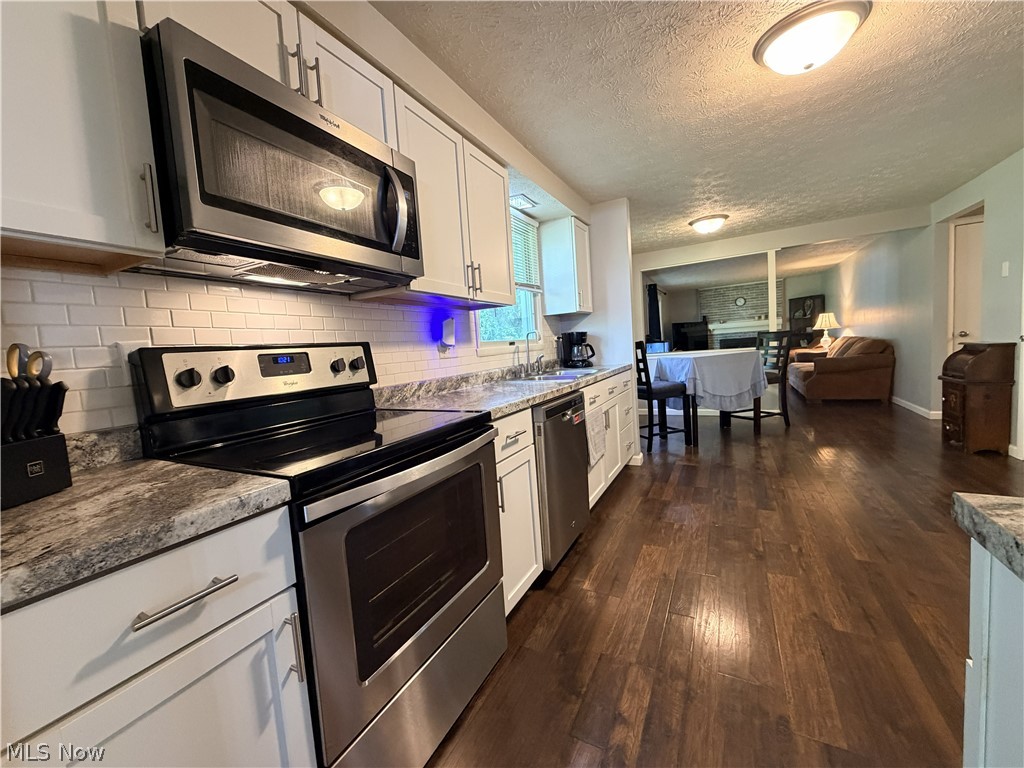 Burning Oaks - Residential