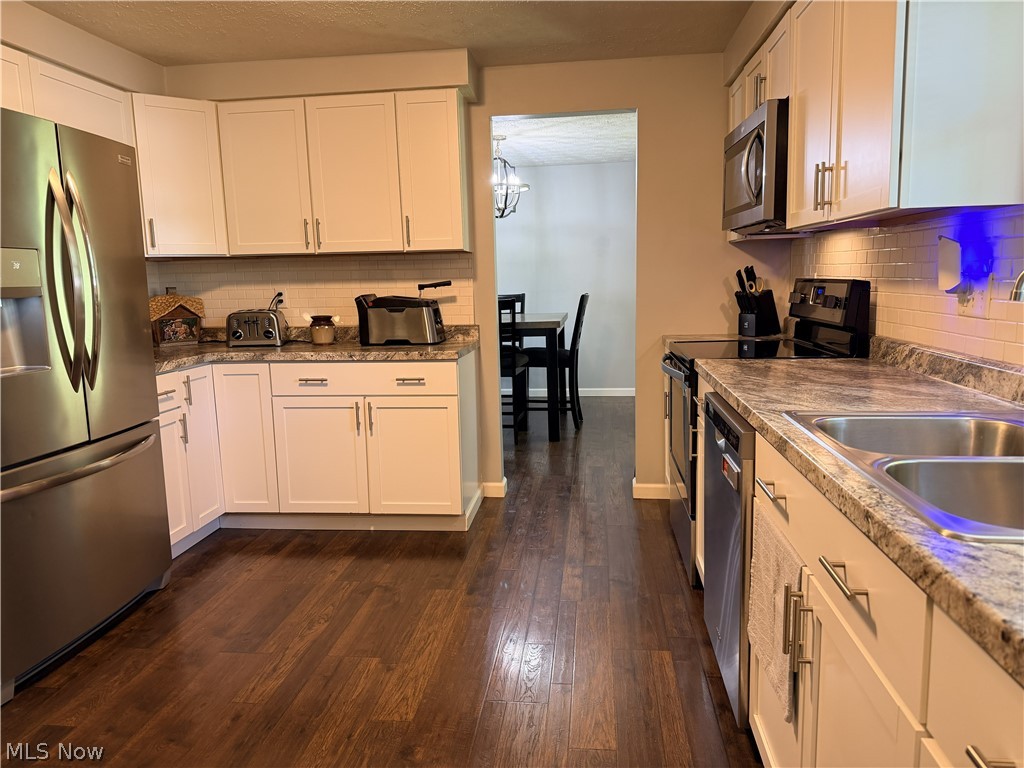 Burning Oaks - Residential