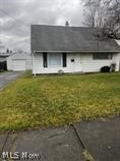 Homes For Sale - 634 Joan Avenue<br/> Trumbull County, Girard, OH 44420
