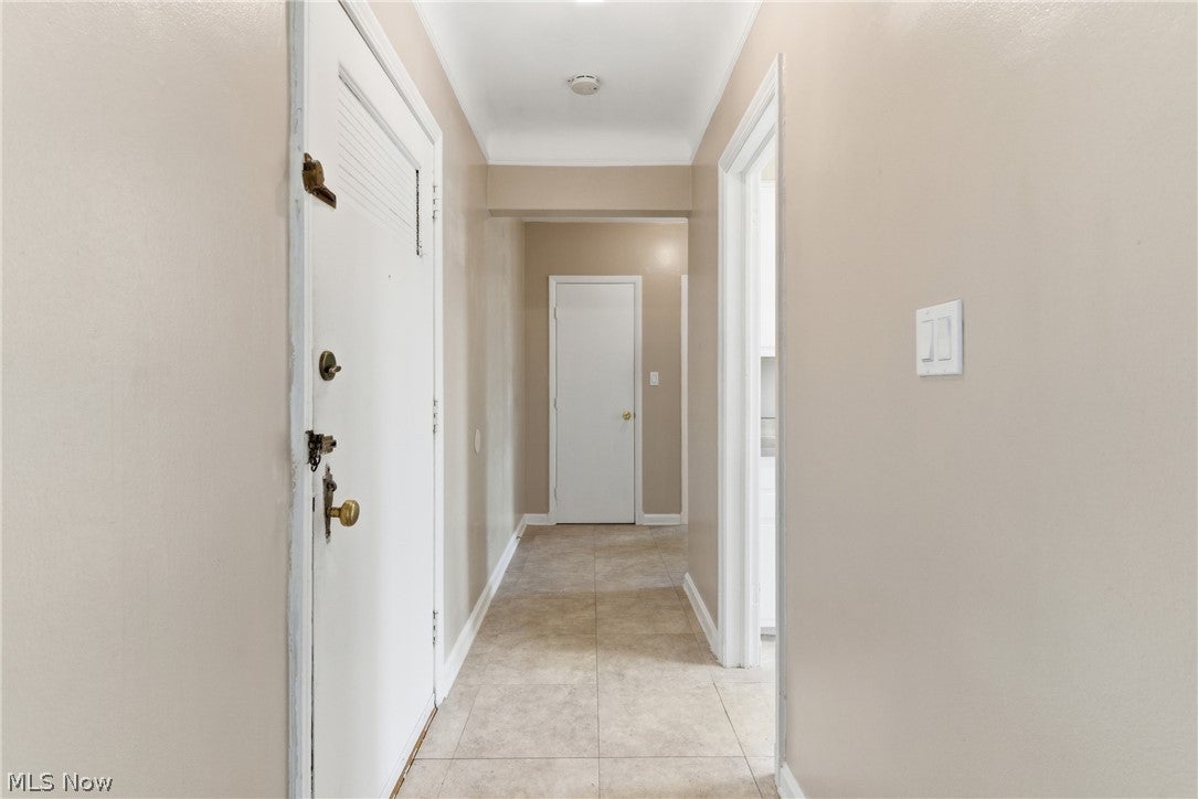 15820 Van Aken Boulevard 507