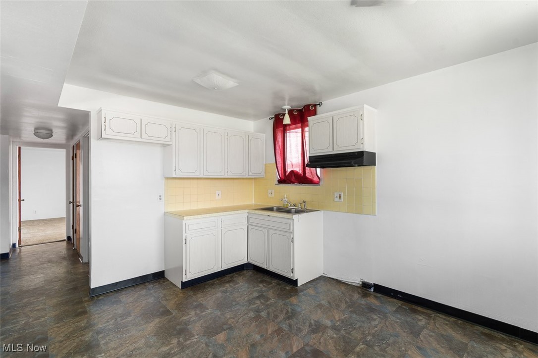 Park Heights Estate #8 - Commercial Sale