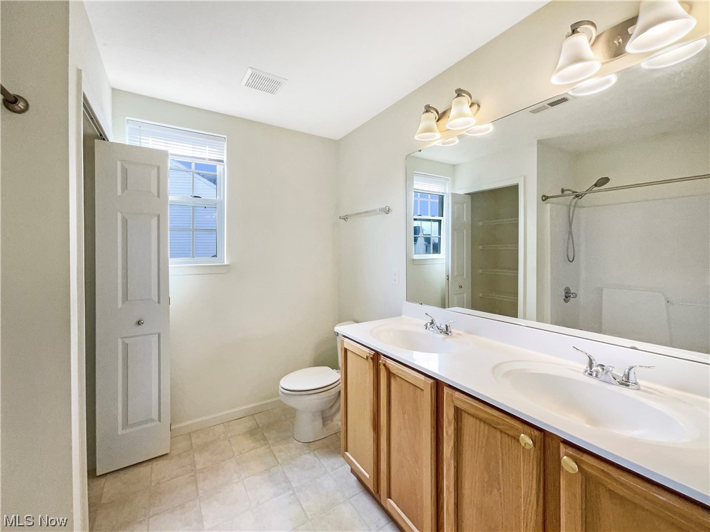 Willoughby Crossing Condo - Residential