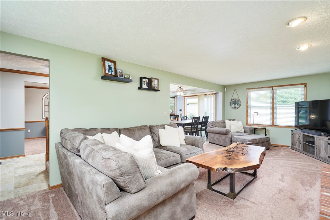 5097 Heather Ann Circle, Stow, Ohio image 6