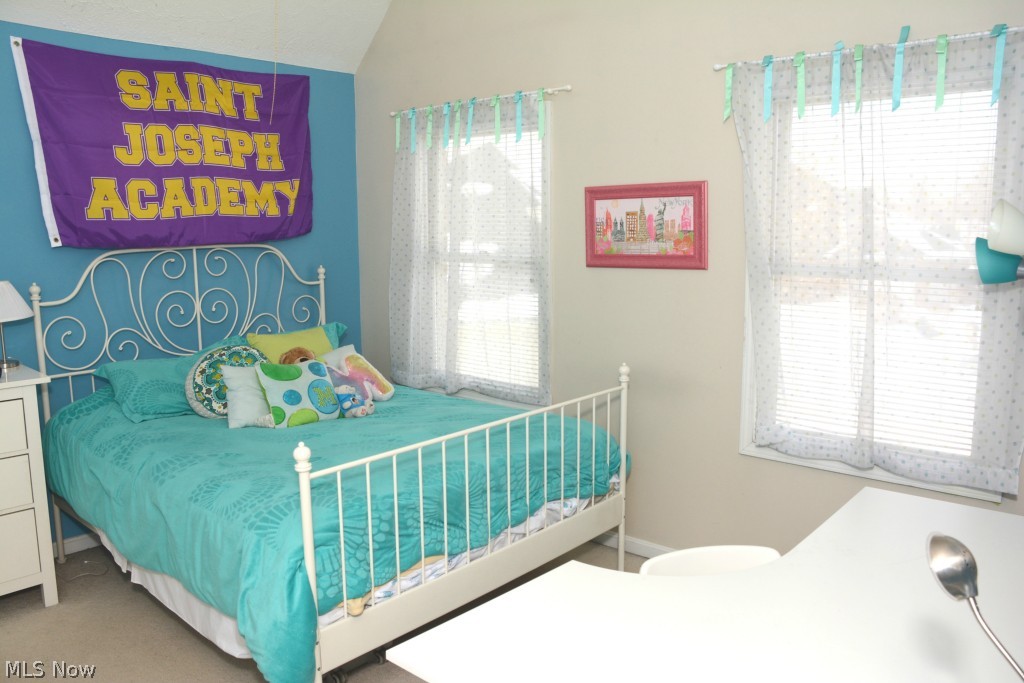 Red Tail Dev 01 - Residential