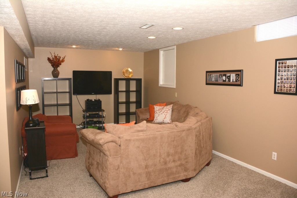 Red Tail Dev 01 - Residential