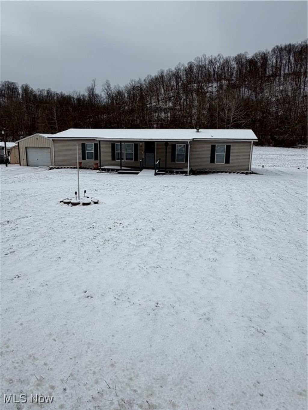Photo of 6429 N State Route 669 NW, Mcconnelsville, OH 43756 (MLS # 5179075)