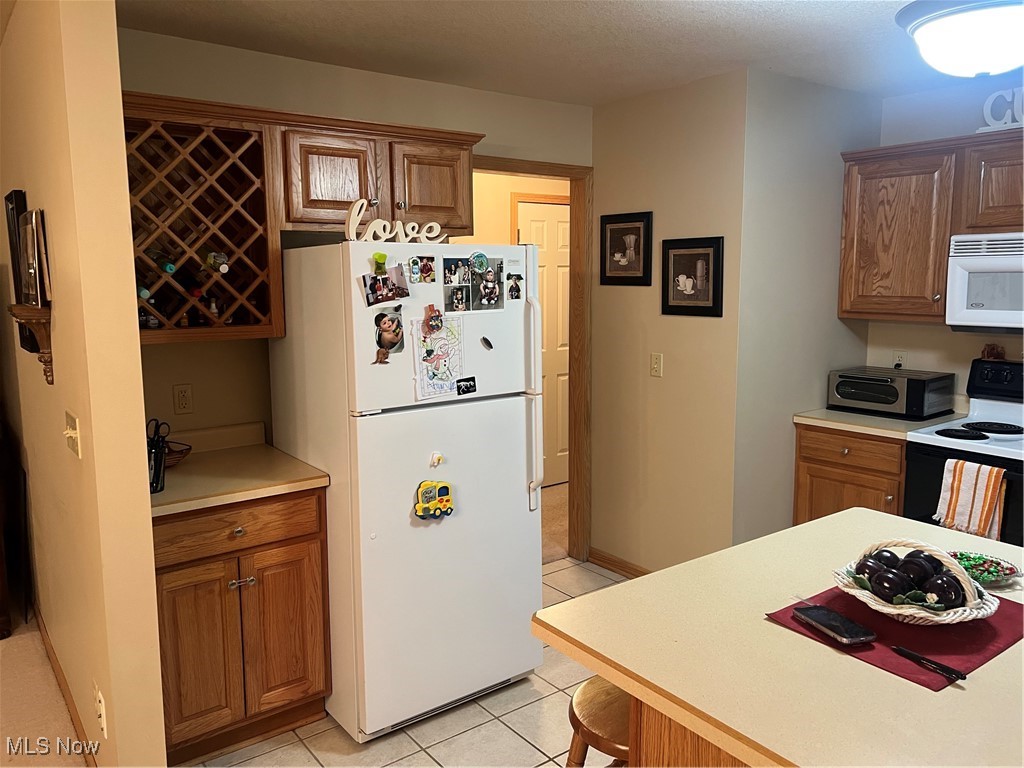 Alexandra Place Condo - Residential