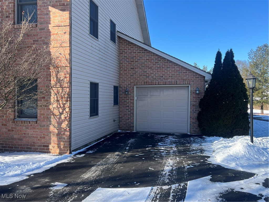 Alexandra Place Condo - Residential