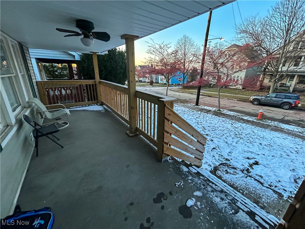 8606 Vineyard Avenue