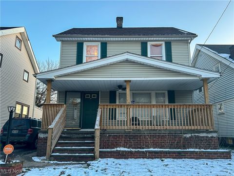 8606 Vineyard Avenue Cleveland OH 44105