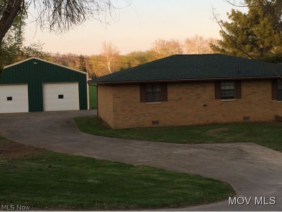 Homestead. *New Survey - taxes to be determined. Selling property 'AS-IS'. #677. Large open living/dining/kitchen area. River view - quiet setting. Roof replaced with dimensional shingle - 2009. Pole building includes 100 amp service, access from front and back. Elem: Beverly Elementary School Elem/Bus: N JrHigh: Fort Frye JrHigh/Bus: N High: Fort Frye High School High/Bus: N Fire: VOL Police: CTY ;SQFT=Fin Above:1200, Fin Total:1200, Unfin Bsmt:288, Unfin Above:288;GAR= 2 Car Det, Opener(s);PRKG= Off Street, Parking Pad