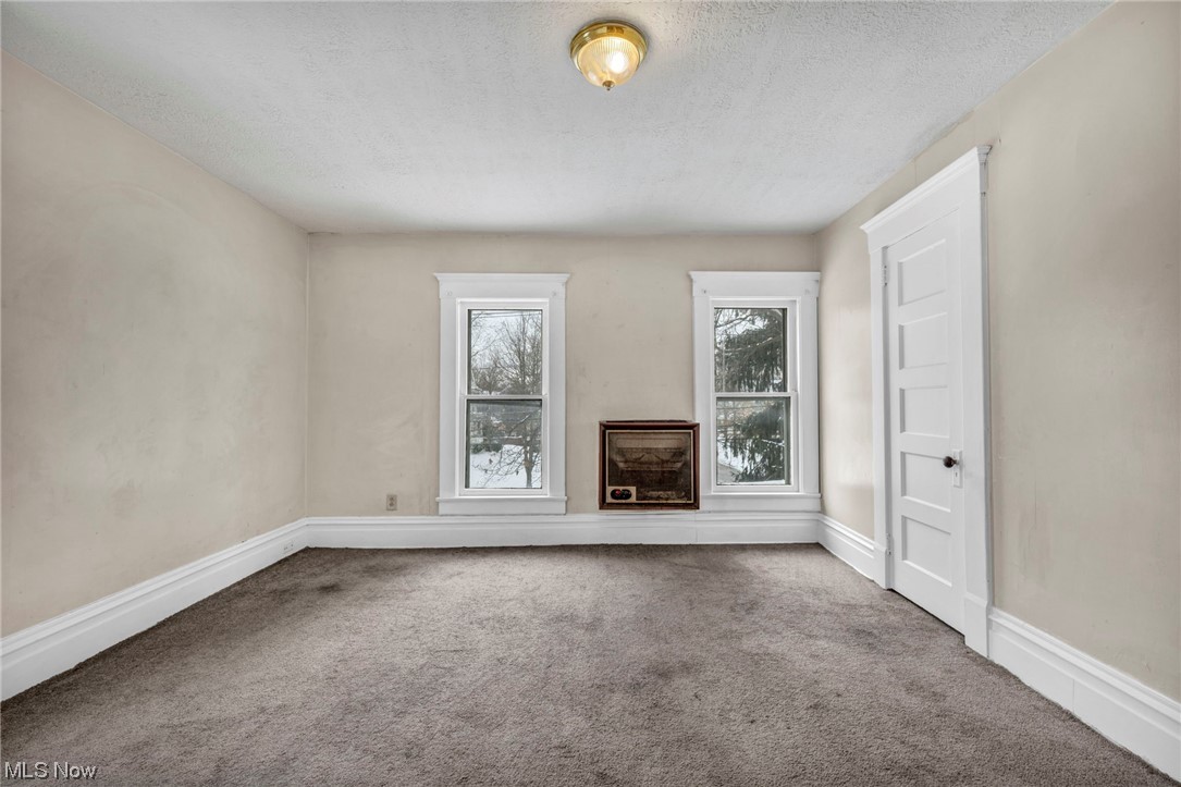 Kenastons - Residential Income