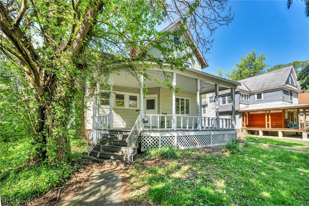 Kenastons - Residential Income