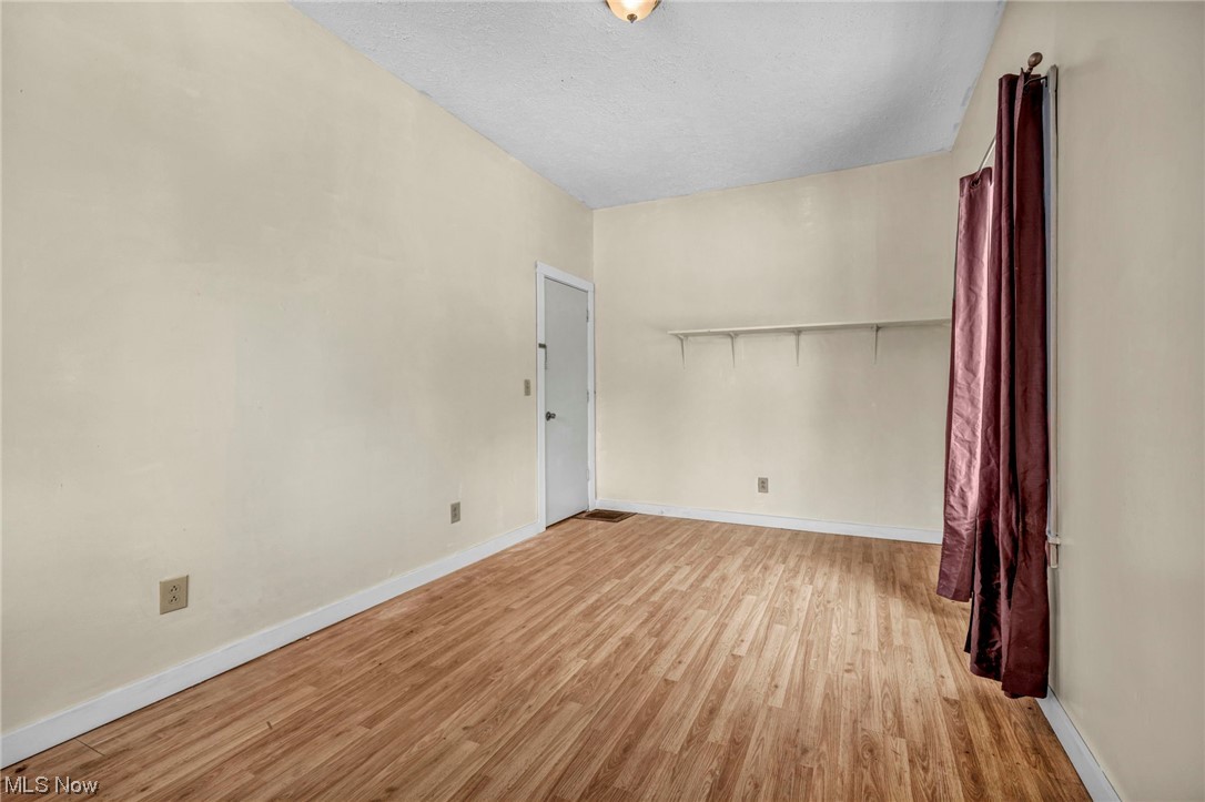 Kenastons - Residential Income