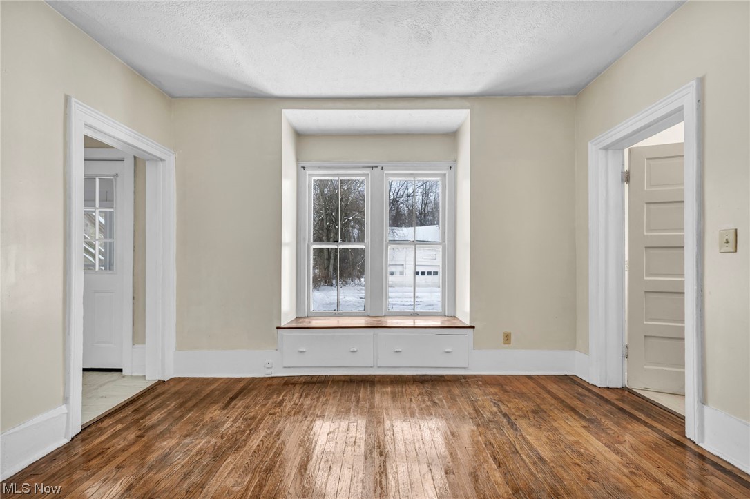 Kenastons - Residential Income