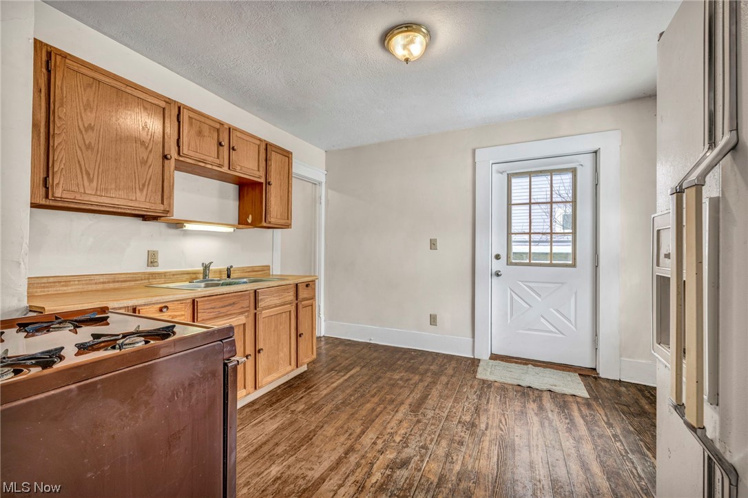 Kenastons - Residential Income