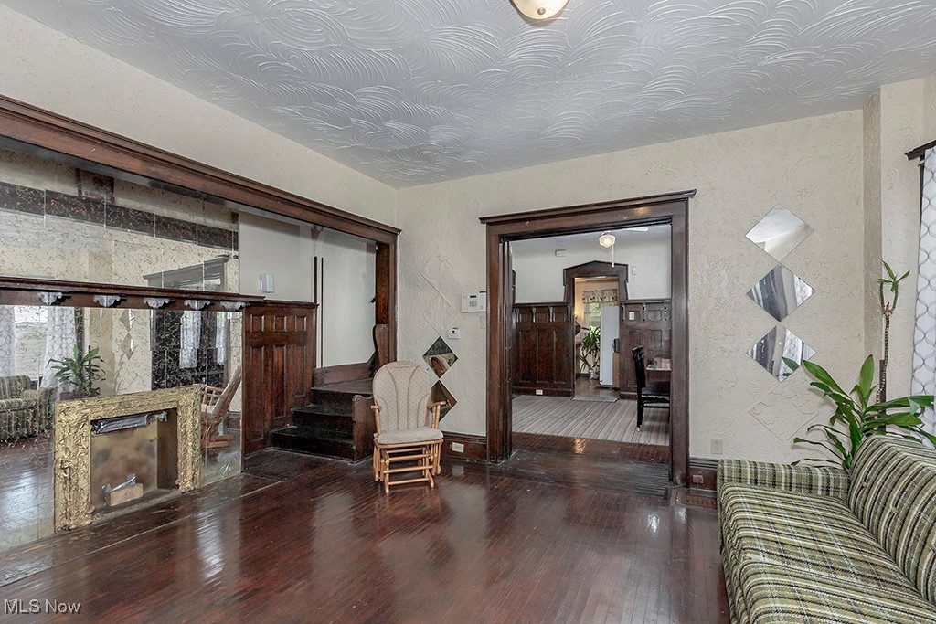 1744 Northfield Avenue, Cleveland, Ohio image 4