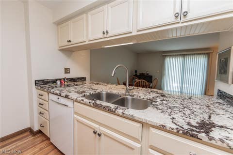 Tiny photo for 1190 Brookline Place #A, Willoughby, OH 44094 (MLS # 5239429)