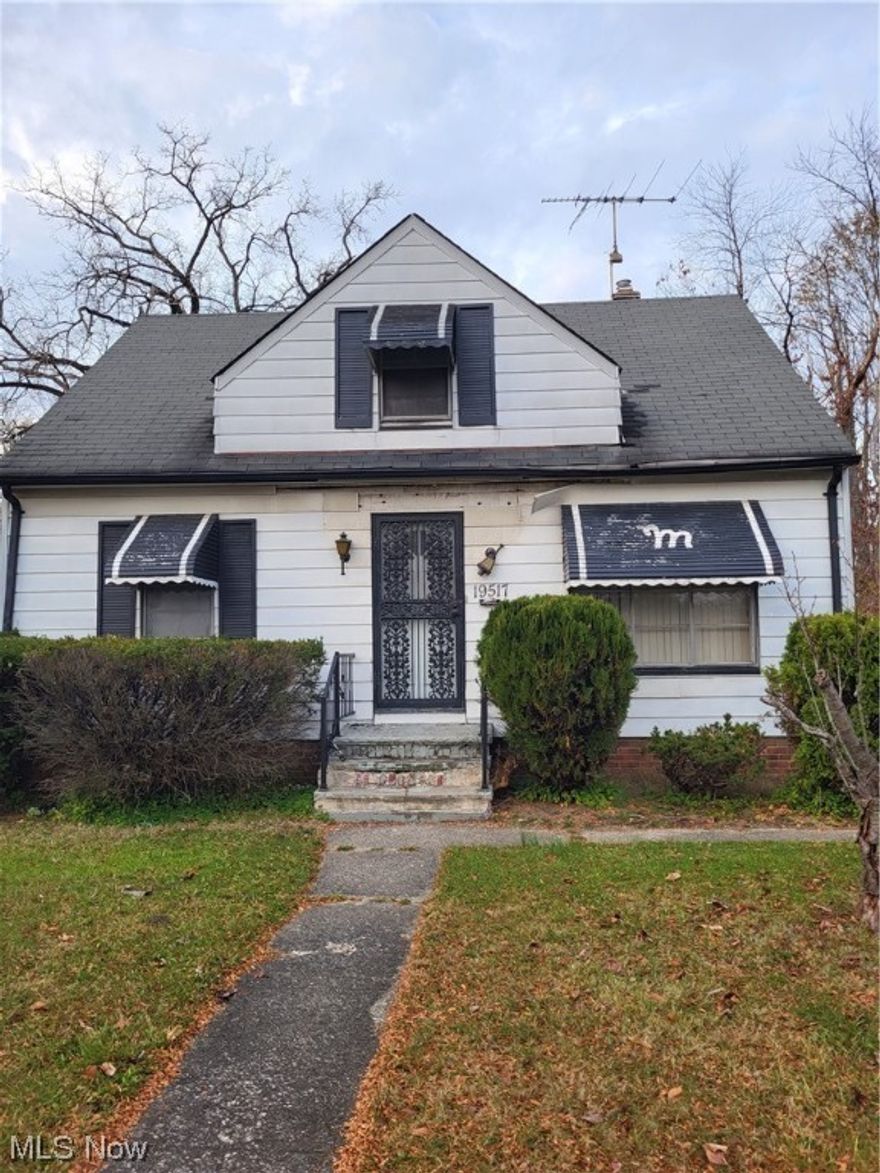 Bring all your renovation ideas to this house and let them flow! This house 3 bed 1 half bath is ready to be fully "loved on" again via a total rehabilitation!
It has a full basement and the upstairs bedroom does have good space. Home is sold as is. Buyer to assume all city violations. Seller will consider all reasonable offers! Lets Go!