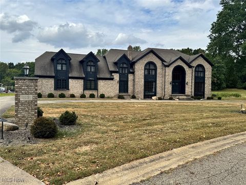 5691 Governors Avenue NW Canton OH 44718