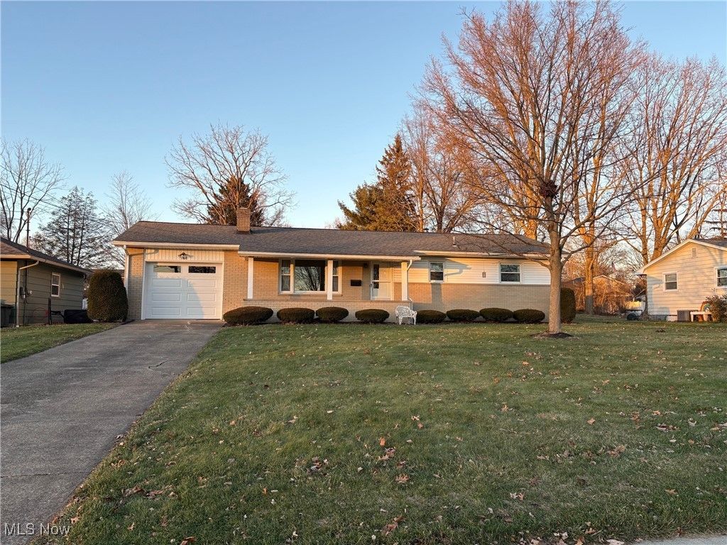 Photo of 168 Valley View Drive, Wadsworth, OH 44281 (MLS # 5178445)