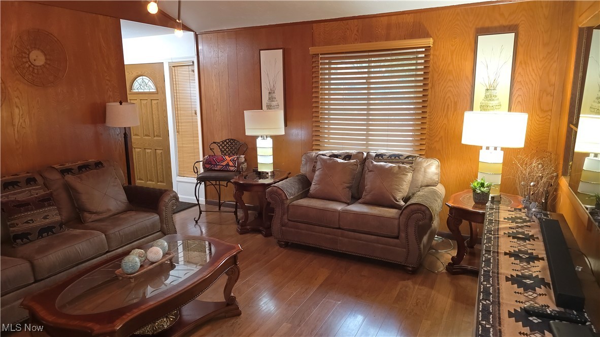 Highland Land Companys 01 - Residential