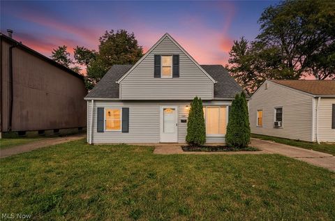 Homes For Rent - 12508 Sobieski Avenue<br/> Cleveland, OH 44135