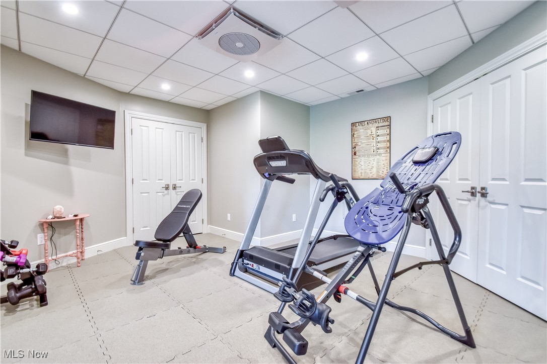10360 Sawmill Drive, Chardon, Ohio image 38
