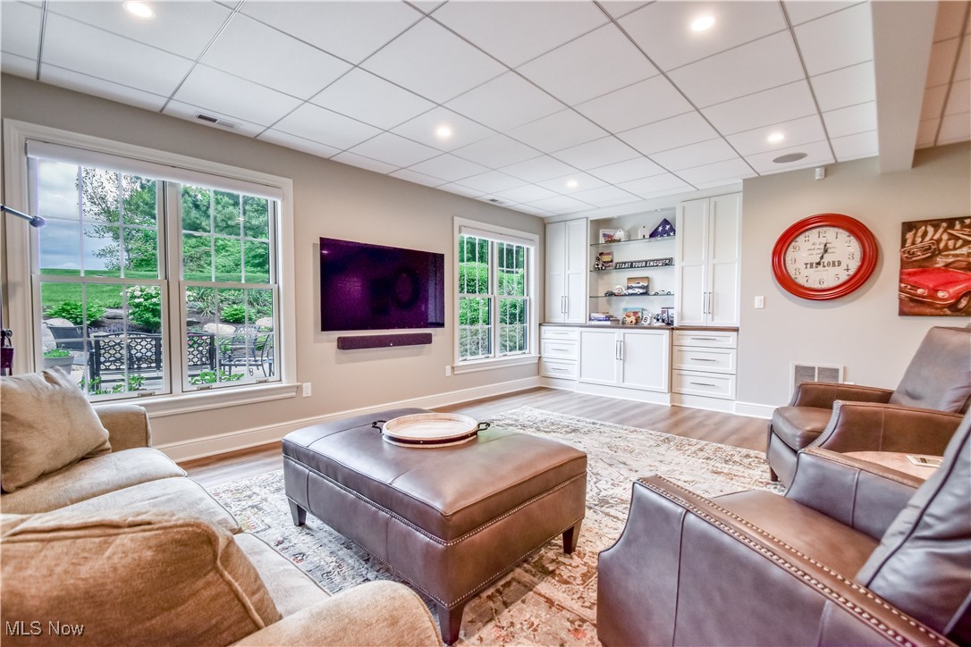 10360 Sawmill Drive, Chardon, Ohio image 36