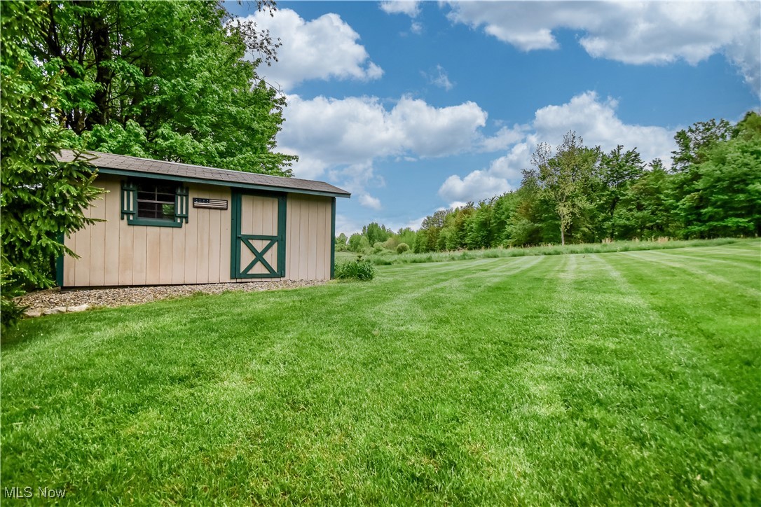 10360 Sawmill Drive, Chardon, Ohio image 45