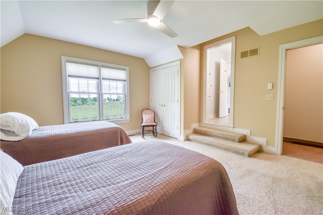 10360 Sawmill Drive, Chardon, Ohio image 28