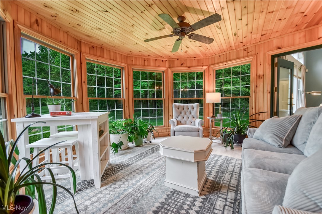 10360 Sawmill Drive, Chardon, Ohio image 11
