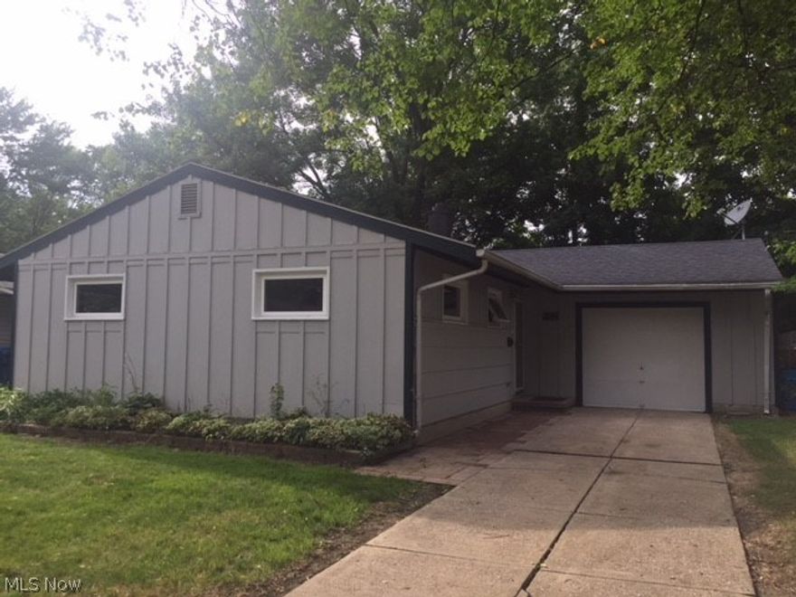 This is a very unique home. Three bedrooms one bath. The view from the vaulted living room and kitchen will make you fall in love with this home. All new flooring. All new kitchen cabinets. Everything painted. Move in ready. Well maintained. Fenced in yard with no back neighbors. Very quiet street. This exact style house and color on the street just sold for 122,000.00 This is a great house at a great price.