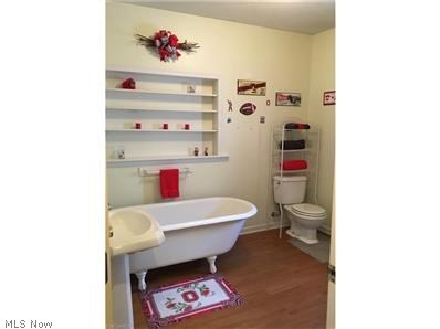 Lands/M & A Chieffo - Residential