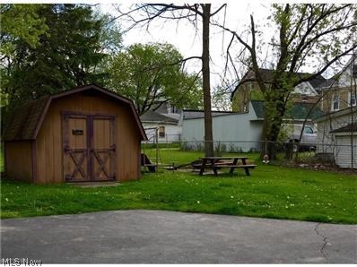 Lands/M & A Chieffo - Residential